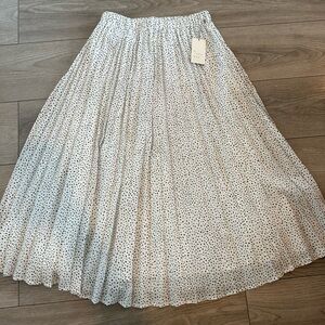 NWT A New Day Target  A-Line Dalmation Skirt Size Medium (So cute!!)